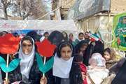 فضای پرنشاط غرفه فرهنگی مراکز کانون استان اردبیل در راهپیمایی 22 بهمن