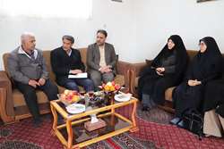 عزت امروز کشور نتیجه ایثار رزمندگان است