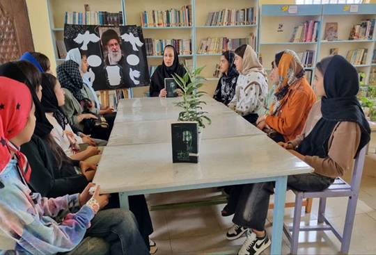 اجرای برنامه‌های فرهنگی، هنری و ادبی مراکز کانون اردبیل در ایام وداع و تشییع پیکر مطهر رهبر شهید